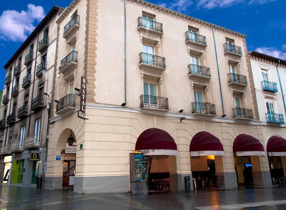 Hostal Rugaca Huesca Exterior foto